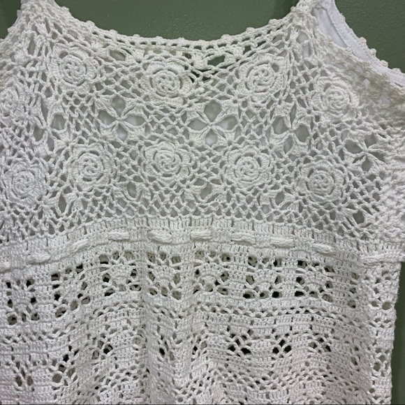 super cute summer crocheted tank top ☀️ - Picture 8 of 9
